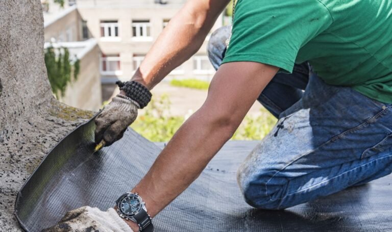 Silicone vs Acrylic Roof Coating